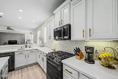 6745 S Rachael Way, Gilbert, AZ 85298 - Photo 25