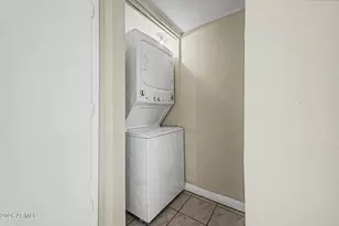 3301 E Earll Dr, Phoenix, AZ 85018 - Photo 13