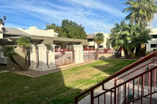 3301 E Earll Dr, Phoenix, AZ 85018 - Photo 5