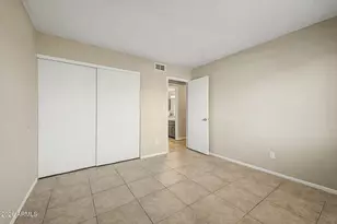 3301 E Earll Dr, Phoenix, AZ 85018 - Photo 15