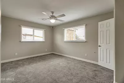 5206 S 11th Avenue, Phoenix, AZ 85041 - Photo 9
