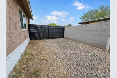 5206 S 11th Avenue, Phoenix, AZ 85041 - Photo 25