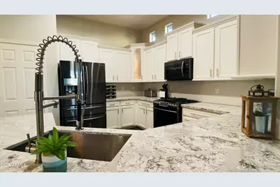 3807 N Denny Way, Buckeye, AZ 85396 - Photo 11