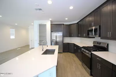 1649 W La Mirada Drive, Phoenix, AZ 85041 - Photo 11