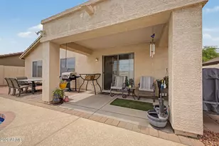 6929 S 11th Dr, Phoenix, AZ 85041 - Photo 33