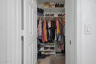 6929 S 11th Dr, Phoenix, AZ 85041 - Photo 23