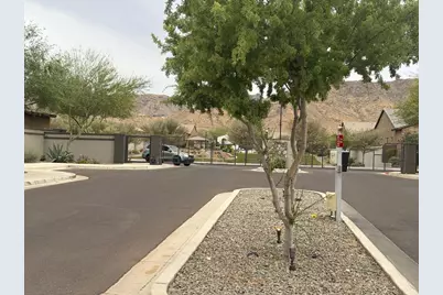 1649 W La Mirada Drive, Phoenix, AZ 85041 - Photo 65