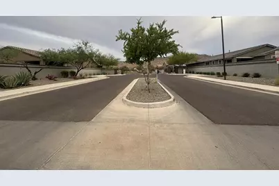1649 W La Mirada Drive, Phoenix, AZ 85041 - Photo 71