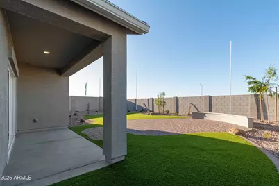 16205 N Catanzaro Drive, Maricopa, AZ 85138 - Photo 21