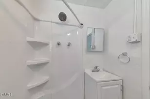 909 S 35th Ave, Phoenix, AZ 85009 - Photo 15