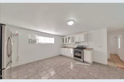 909 S 35th Avenue, Phoenix, AZ 85009 - Photo 7