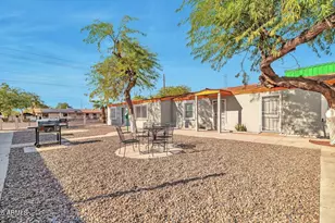 909 S 35th Ave, Phoenix, AZ 85009 - Photo 1