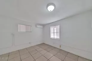 909 S 35th Ave, Phoenix, AZ 85009 - Photo 19