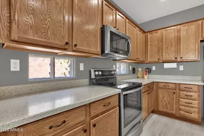 40902 N Noble Hawk Way, Anthem, AZ 85086 - Photo 9