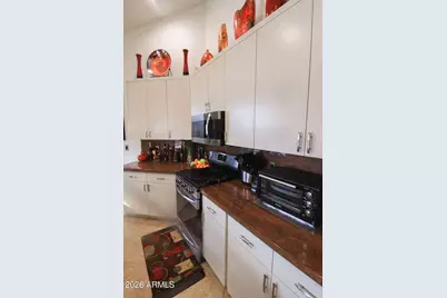 17018 N 44 Place, Phoenix, AZ 85032 - Photo 1