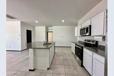 1167 W Castle Court, Casa Grande, AZ 85122 - Photo 7