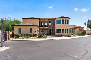 1343 E Lupine Ave, Phoenix, AZ 85020 - Photo 1