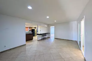 3848 W North Ln, Phoenix, AZ 85051 - Photo 11