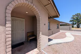 3848 W North Ln, Phoenix, AZ 85051 - Photo 7