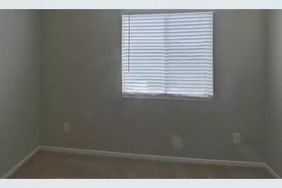 4102 S 62nd Lane, Phoenix, AZ 85043 - Photo 11