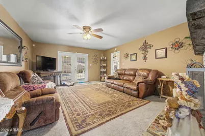 8530 N 45th Drive, Glendale, AZ 85302 - Photo 11