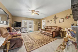 8530 N 45th Dr, Glendale, AZ 85302 - Photo 11