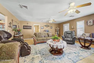 8530 N 45th Dr, Glendale, AZ 85302 - Photo 13