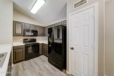 17871 N 111th Drive, Surprise, AZ 85378 - Photo 7