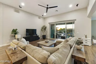 7606 S Penrose Drive, Gilbert, AZ 85298 - Photo 15