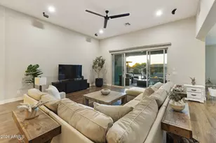 7606 S Penrose Dr, Gilbert, AZ 85298 - Photo 15