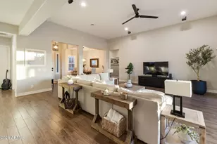 7606 S Penrose Dr, Gilbert, AZ 85298 - Photo 17