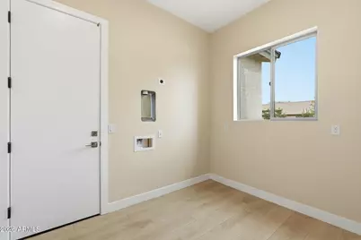 8006 W Whyman Avenue, Phoenix, AZ 85043 - Photo 35