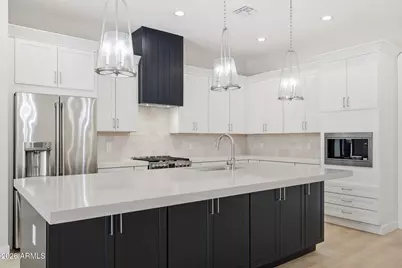 8006 W Whyman Avenue, Phoenix, AZ 85043 - Photo 11