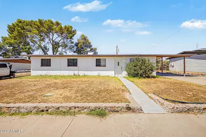 413 W Essex Road, Kearny, AZ 85137 - Photo 1