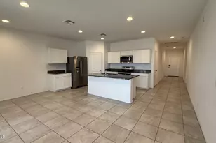 1137 W Chimes Tower Dr, Casa Grande, AZ 85122 - Photo 3