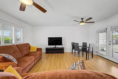 11442 N Coggins Drive, Sun City, AZ 85351 - Photo 5