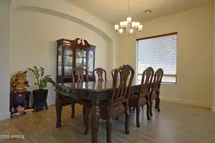 12910 W Tuckey Ln, Glendale, AZ 85307 - Photo 11