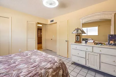 3426 W Tangerine Lane, Phoenix, AZ 85051 - Photo 21