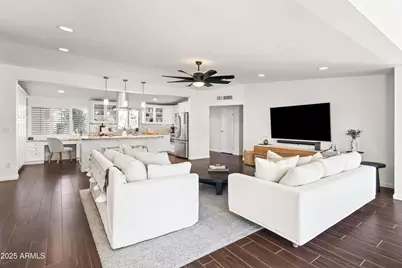 4431 E Calle Allegre, Phoenix, AZ 85018 - Photo 9