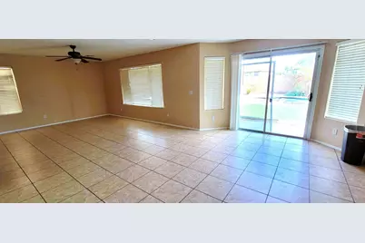 17440 W Caribbean Lane, Surprise, AZ 85388 - Photo 5