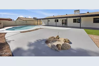 1215 W Wescott Drive, Phoenix, AZ 85027 - Photo 23