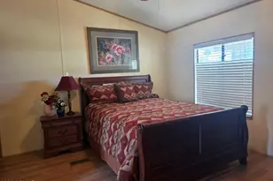 2233 E Behrend Dr, Phoenix, AZ 85024 - Photo 29