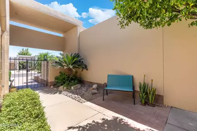 8628 E San Rafael Drive, Scottsdale, AZ 85258 - Photo 3