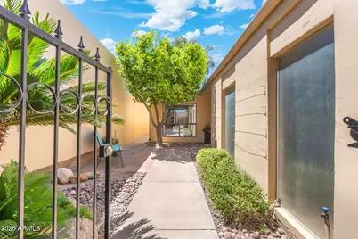 8628 E San Rafael Drive, Scottsdale, AZ 85258 - Photo 5