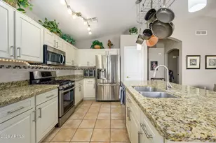 3136 E Roveen Ave, Phoenix, AZ 85032 - Photo 11