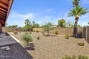 2834 E Beryl Ave, Phoenix, AZ 85028 - Photo 45
