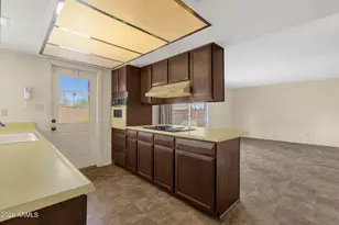 2834 E Beryl Ave, Phoenix, AZ 85028 - Photo 17