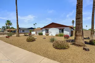 2834 E Beryl Ave, Phoenix, AZ 85028 - Photo 3