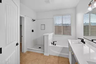 130 W Hackberry Dr, Chandler, AZ 85248 - Photo 49