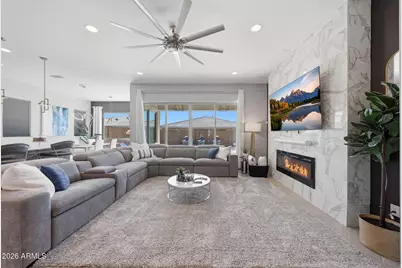 2831 E Robin Lane, Phoenix, AZ 85050 - Photo 11